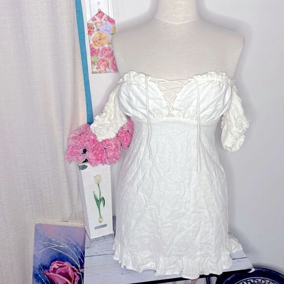 🌷 Cotton Candy LA🌷 White Linen Blend Cottagecore Babydoll Lace Up Dress - Picture 3 of 11